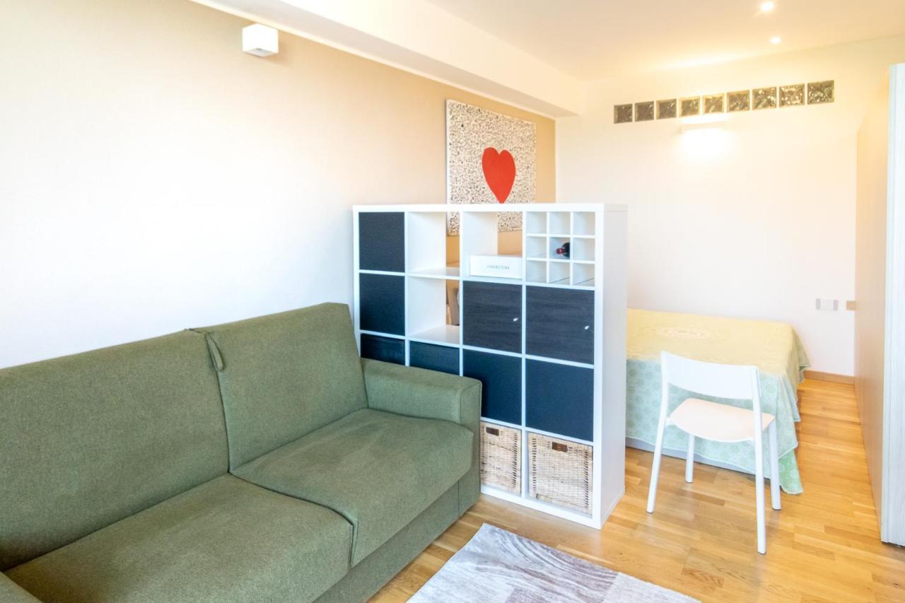 Mono 80 Apartment โกโม ภายนอก รูปภาพ